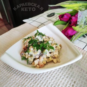 Погружаемся в мир вкусов: салат из курицы с грибами и авокадо