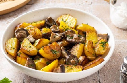 Жареная картошка с луком и грибами: секреты идеальной корочки и аромата