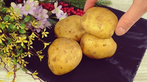 Вкусный салат из картошки для зимних дней