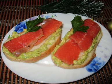 Изысканная малосольная форель: оригинальный способ приготовления