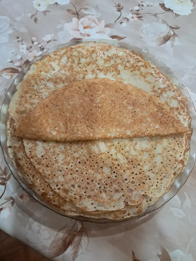 Блинчики на масленицу: легко и вкусно с йогуртом