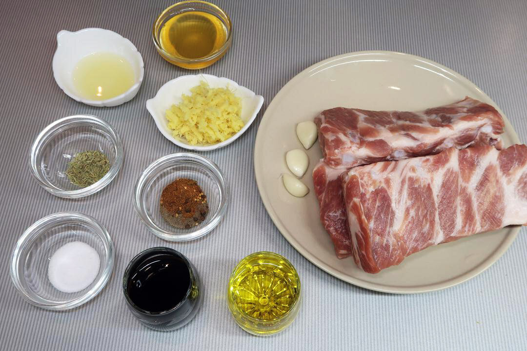 Секреты приготовления свиных рёбрышек в соевом соусе