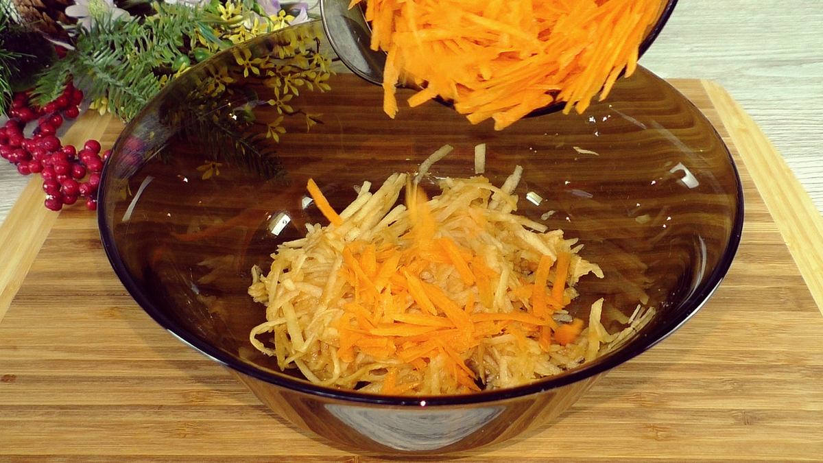 Лепёшки с яблоком и морковью: быстро и вкусно для любого времени суток