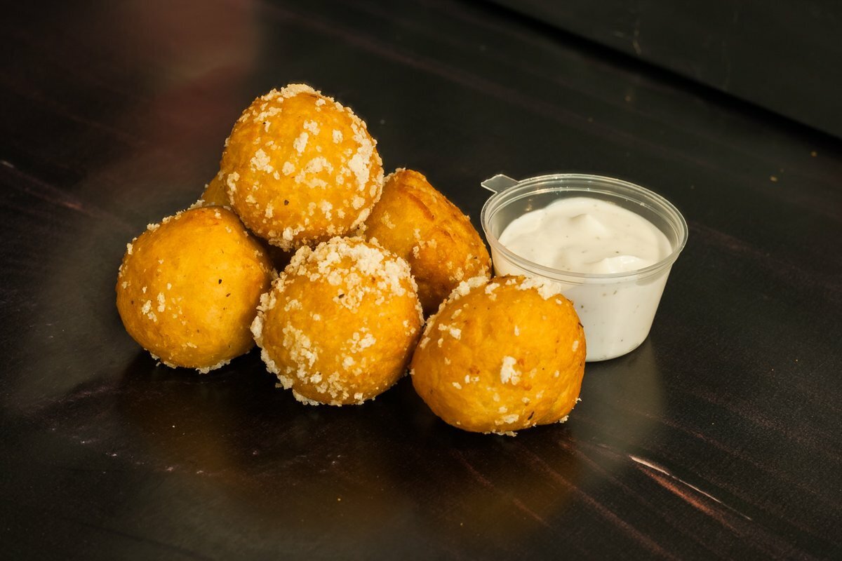 Как приготовить картофельные шарики с хрустящей корочкой: простой и вкусный рецепт