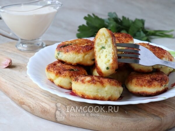 Нежные сырники с кабачком: оригинальный подход к классике