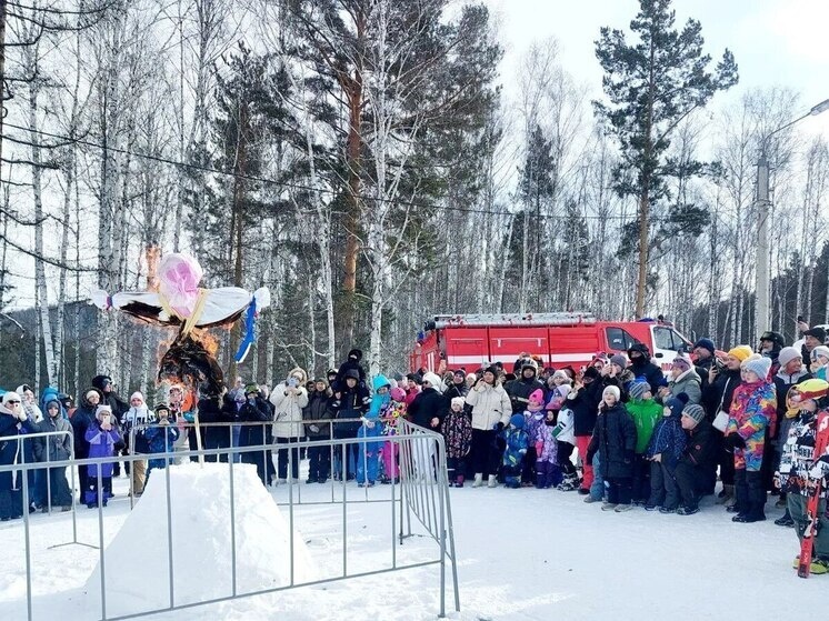 Народные гулянья на «Широкой Масленице» в Абзаково: празднование зимы и безопасность