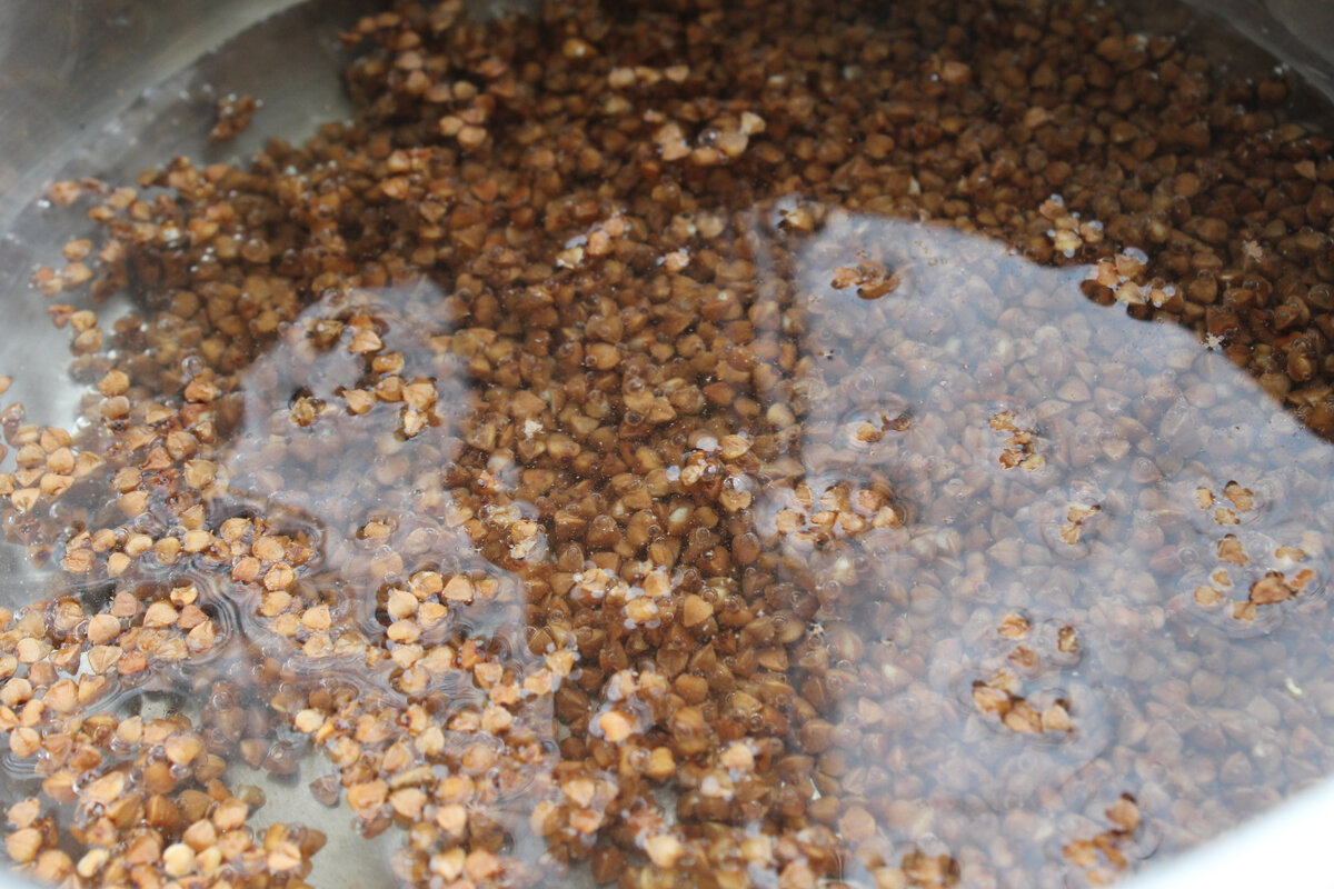 Гречка с зажаркой: простой и вкусный рецепт для любого повода