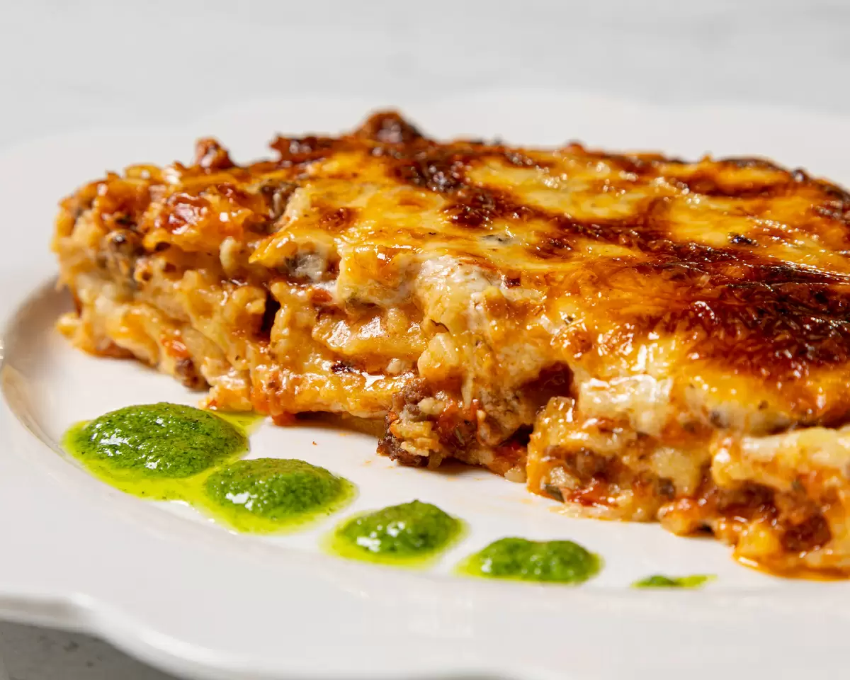 Классическая лазанья по-эмильянски: секреты идеального блюда