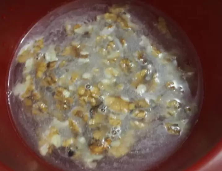 Почему замачивание орехов не так полезно, как кажется: мнение эксперта