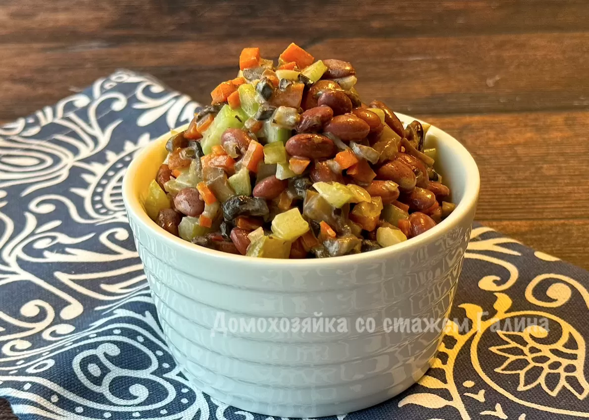 Постный салат с оригинальным майонезом