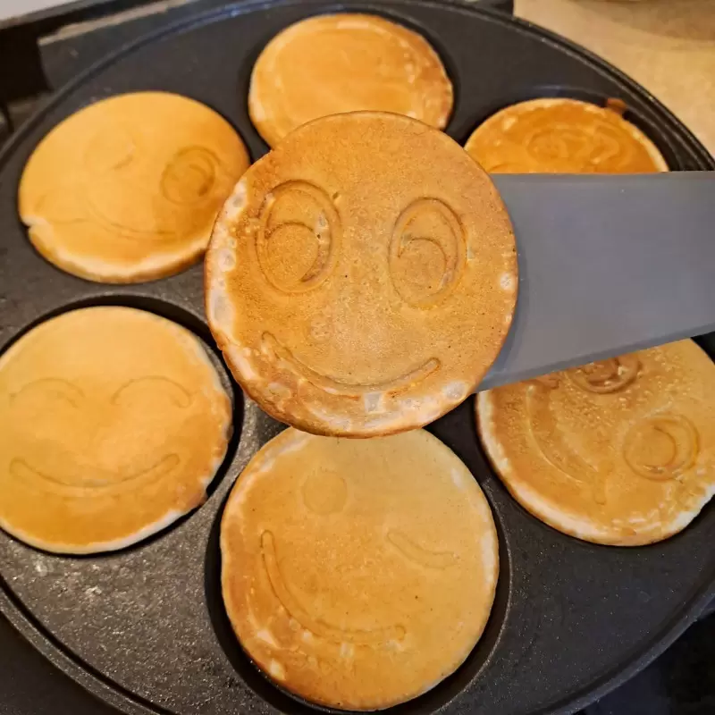 Масленица: оладьи, полные радости и тепла