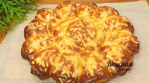 Нежный пирог на кефире: универсальный рецепт с любой начинкой