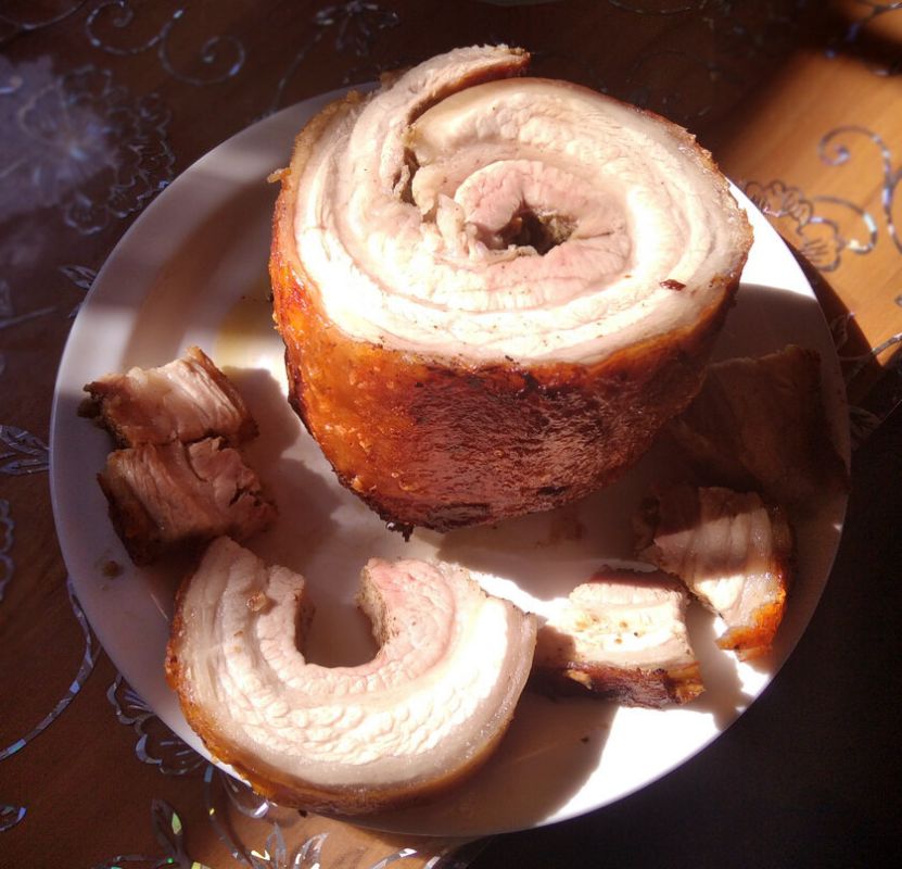 Как приготовить вкусный рулет из пузанины: пошаговая инструкция