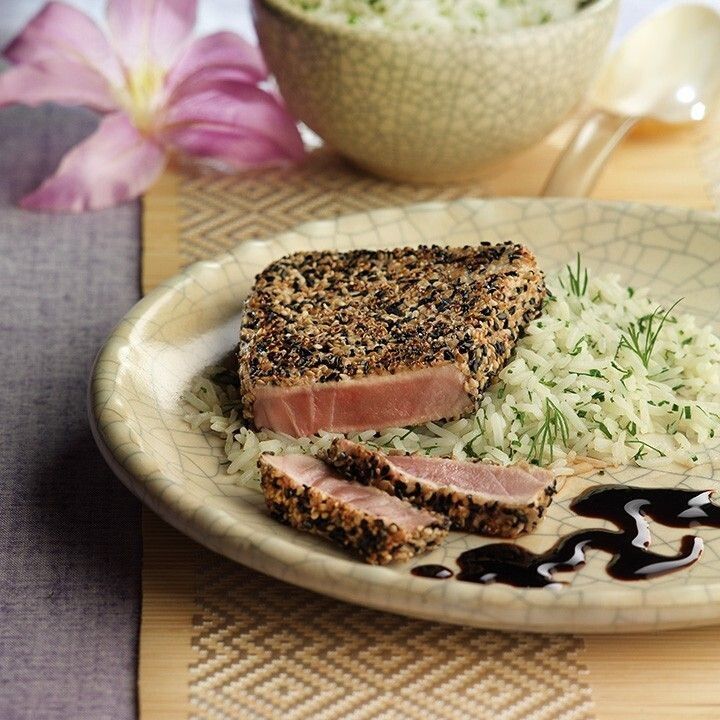 Тунец с азиатским акцентом: просто, вкусно, стильно