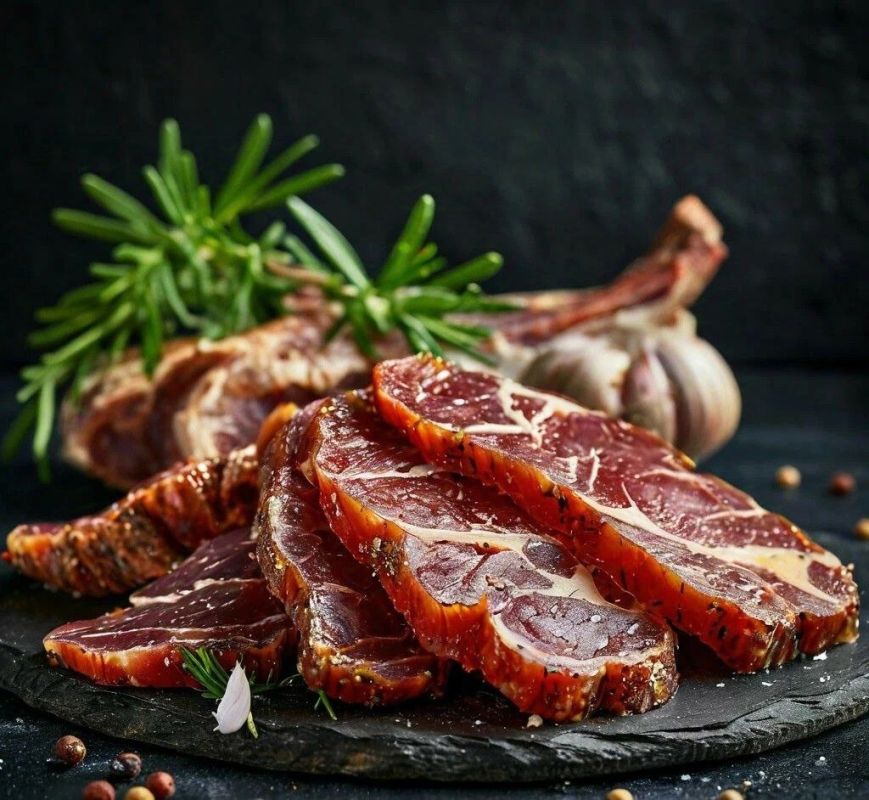 Вяленое мясо: от древних традиций до современных кулинарных открытий
