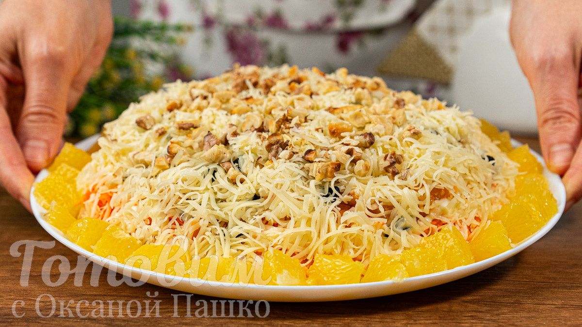 Сочетание вкусов: восхитительный салат с курицей, курагой и апельсином