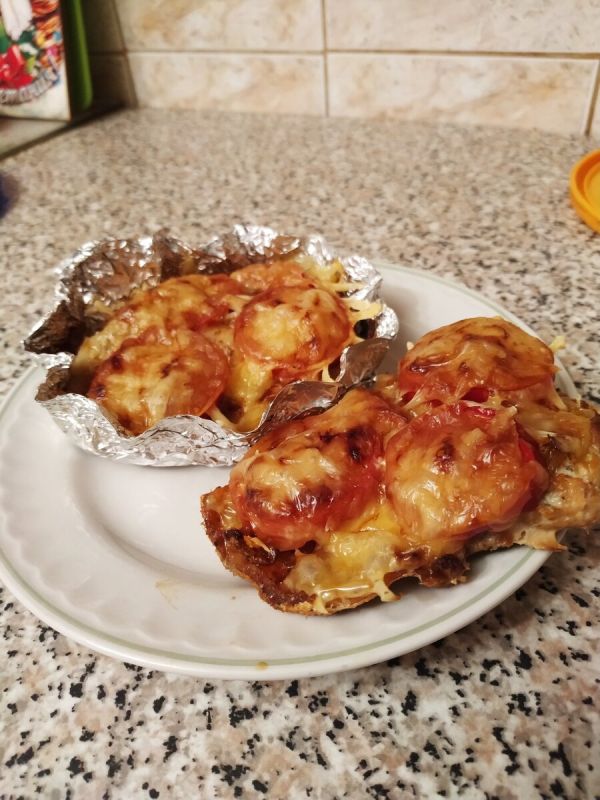 Запеченная горбуша с овощами: легкий рецепт для рыболюбов