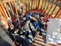 Как избавиться от старой обуви и не разориться на новой: полезные советы