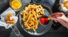 Почему иногда стоит побаловать себя картошкой фри в полночь