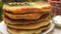 Лепешки, которые подают быстрее горячих пирожков